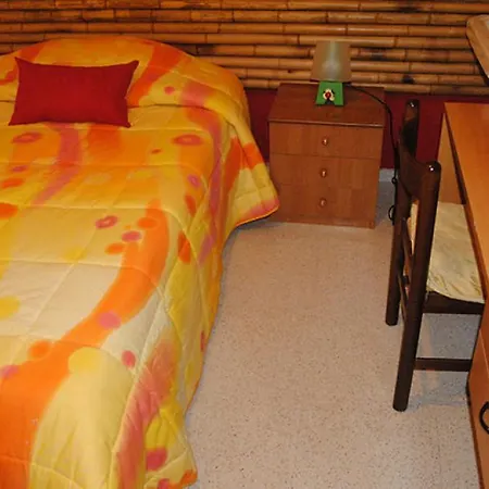 Bed & Breakfast Seven 2*